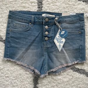 Jean shorts, Wild Blue, 5/6 NWT (Rue 21)